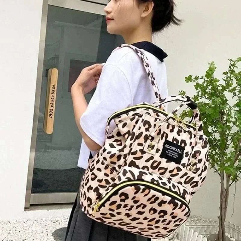WOW GOODS !! Diaper Bag 25*38CM Baby Diaper Bag Cartoon Print Handbag Waterproof Reusable Diaper Bag Outdoor Travel Stroller Carrying Bag Storage