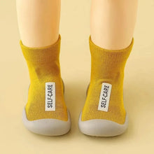 x Soft & Stylish Baby Shoes – Perfect for First Steps