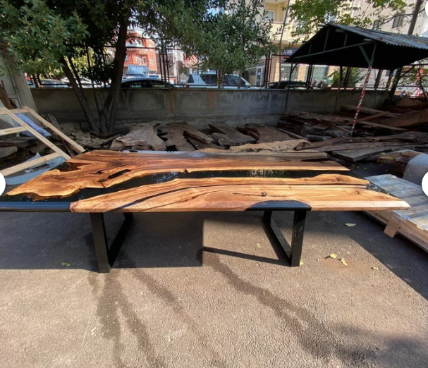 Live-Edge Solid Acacia Dining Table with Powder‑Coated Steel Base