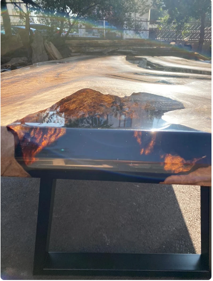 Live-Edge Solid Acacia Dining Table with Powder‑Coated Steel Base