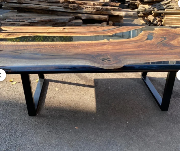 Live-Edge Solid Acacia Dining Table with Powder‑Coated Steel Base