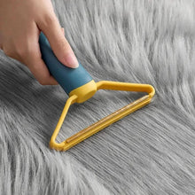 4348 WC VIP Animal & Pets Portable Lint  Pet Hair Remover Brush