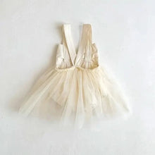 4348 WC VIP Apricot / 73cm 9M Baby Girl Bodysuit